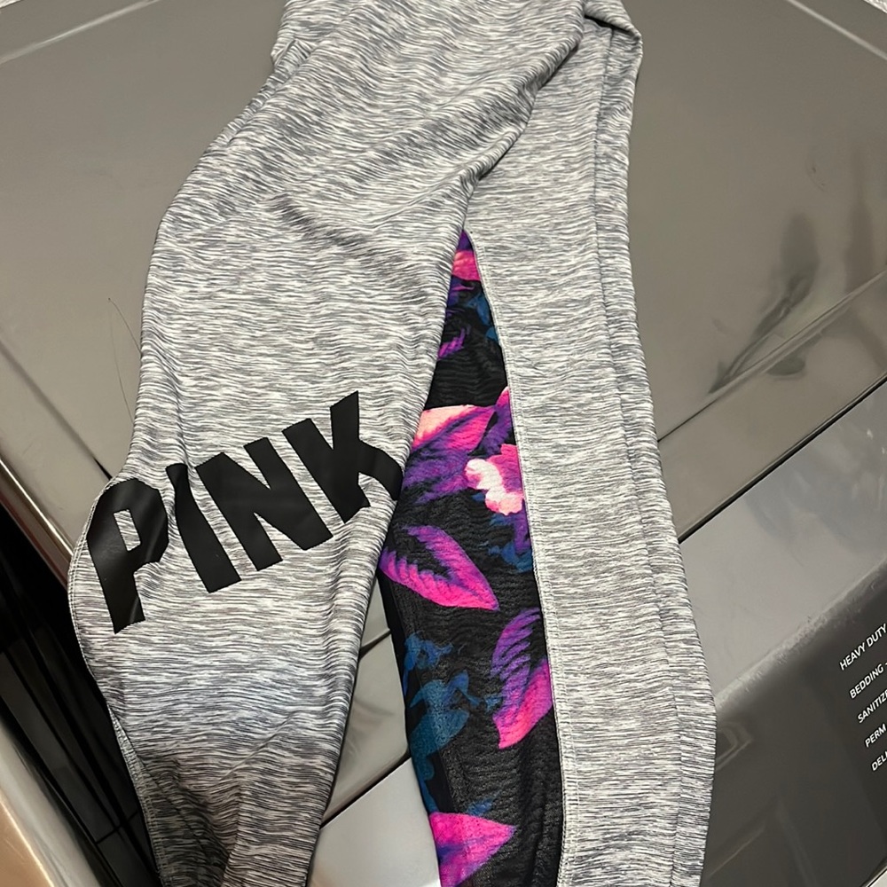 Pink brand leggings used! Size Large willing to go down on price